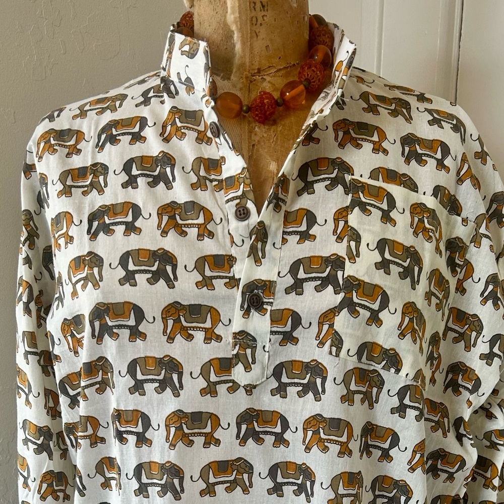 NWOT Cotton Elephant block printed short kurta or tunic with banded collar